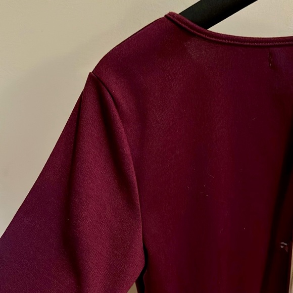 🤩 NWOT MAROON LONG SLEEVE SIZE L - GREAT QUALITY & SUPER SOFT CROP TOP 🤩 - Picture 8 of 11